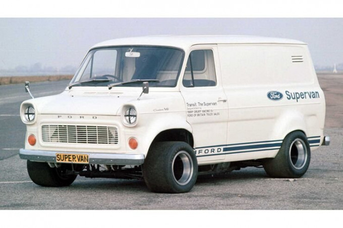 Ford-Transit-Supervan-1-1971--fotoshowBig-8d8a2ca8-1685211.jpg