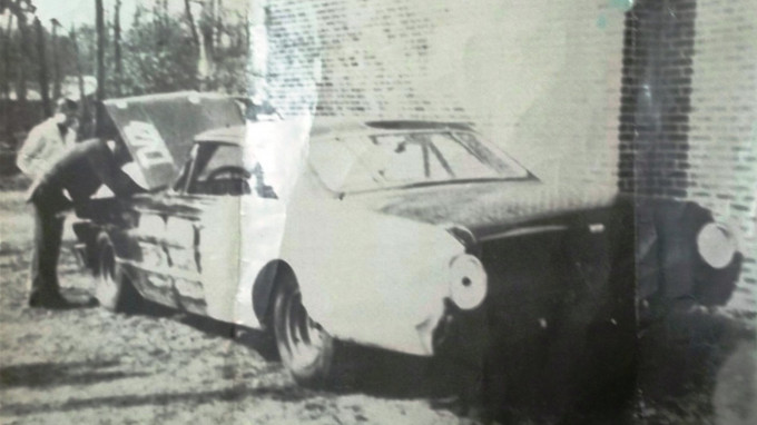 1964 Ford Galaxie Mack.jpg