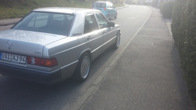 190E_hinten_rechts.jpg